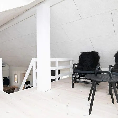 6 Person In * Løkken