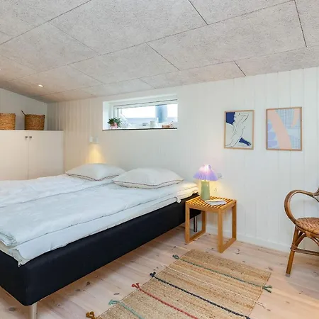 6 Person In Semesterbostad Løkken