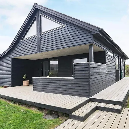 6 Person In Semesterbostad Løkken